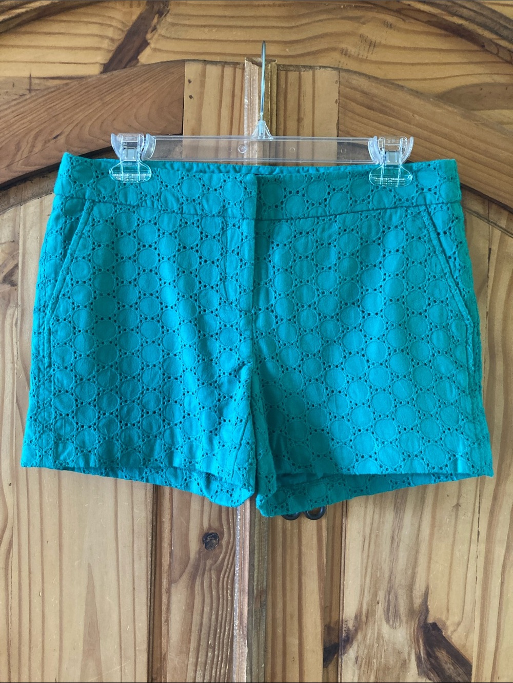 Women’s ABS Platinum green circle eyelet lace cute shorts size 6